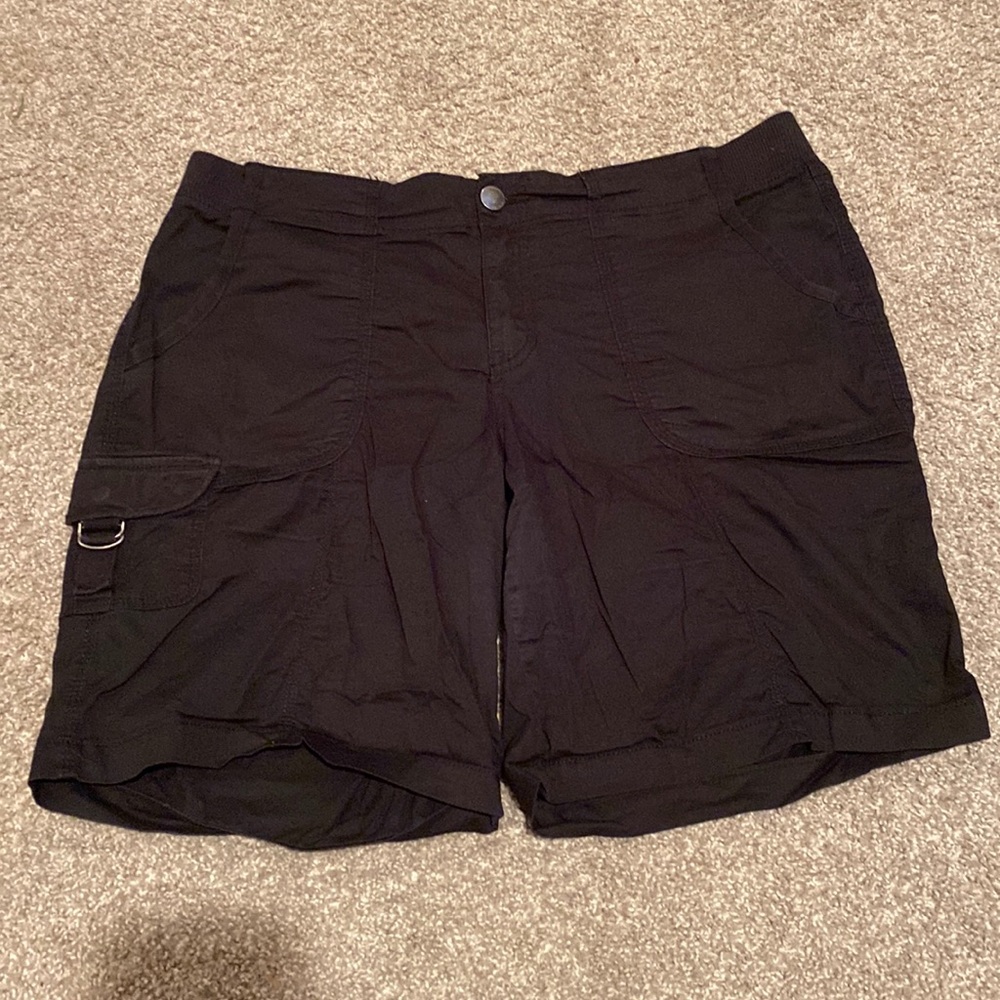 Black Sonoma Bermuda shorts, size 16